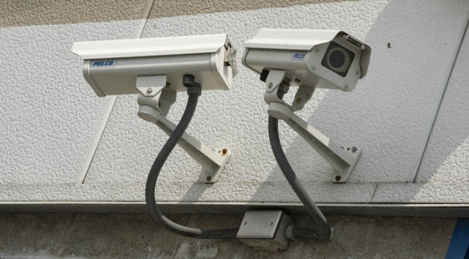 Outdoor secruity cameras mounted to the building